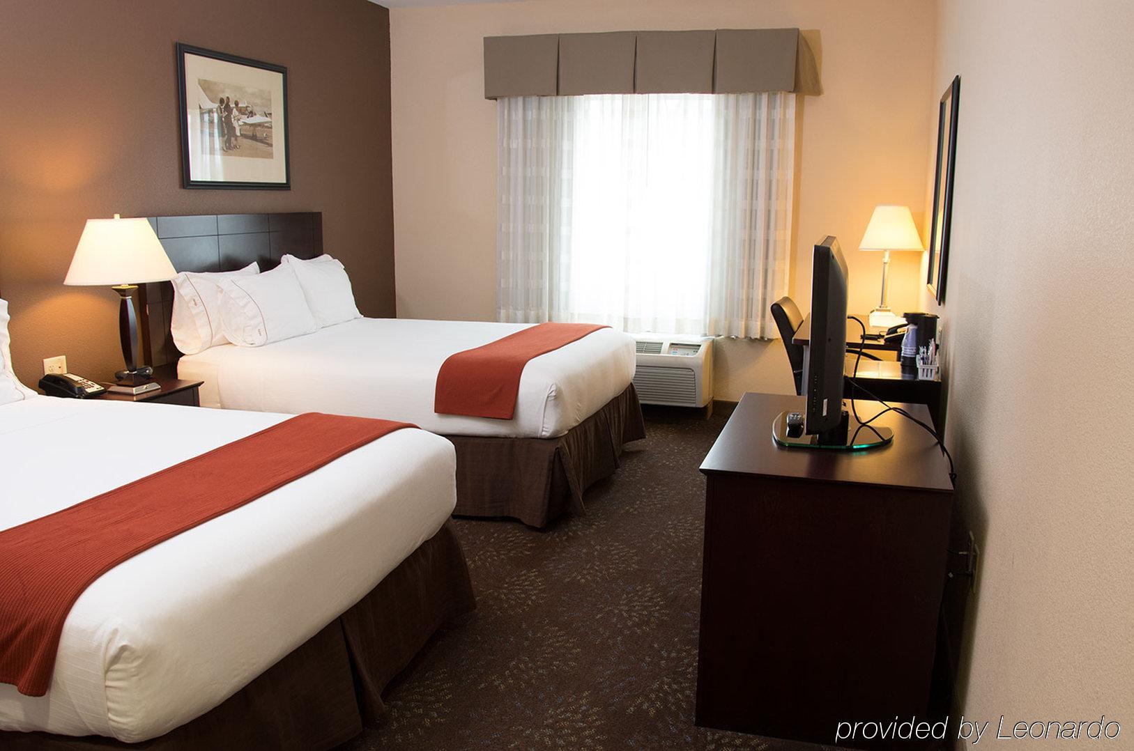 Holiday Inn Express & Suites East Wichita I-35 Andover By Ihg Exteriör bild