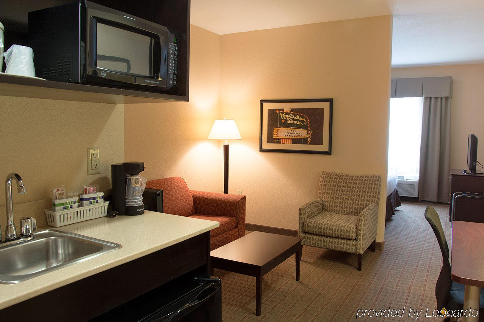 Holiday Inn Express & Suites East Wichita I-35 Andover By Ihg Exteriör bild