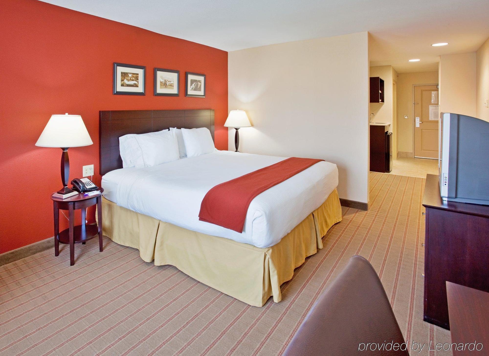 Holiday Inn Express & Suites East Wichita I-35 Andover By Ihg Exteriör bild